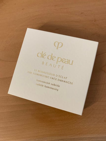 ル・レオスールデクラ /クレ・ド・ポー ボーテ/パウダーハイライトを使ったクチコミ(2枚目)