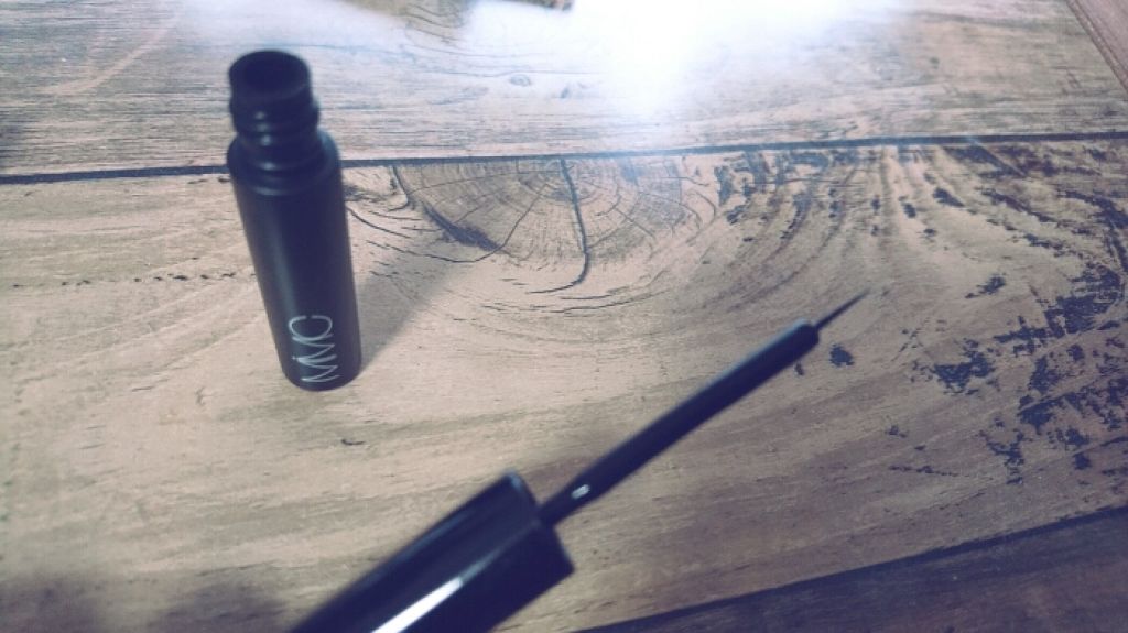 ミネラルリキッドアイライナー/MiMC/リキッドアイライナーを使ったクチコミ（2枚目）