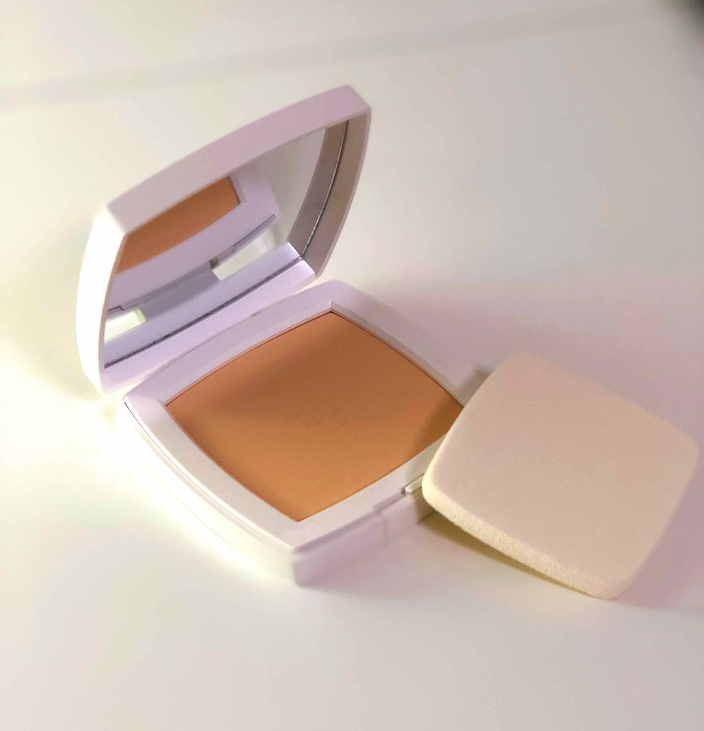 ル ブラン コンパクト ラディアンス/CHANEL/パウダーファンデーションを使ったクチコミ(3枚目)