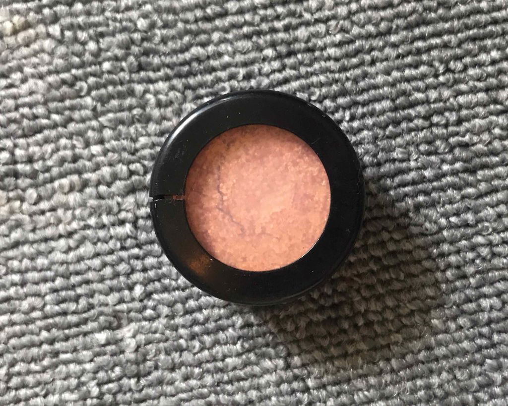 セルフィーフィックスピグメント/Witch's Pouch/単色アイシャドウを使ったクチコミ（1枚目）