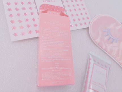 レイオブブライト ラディアンス モイスチュアライザー/Awake/化粧下地を使ったクチコミ(4枚目)