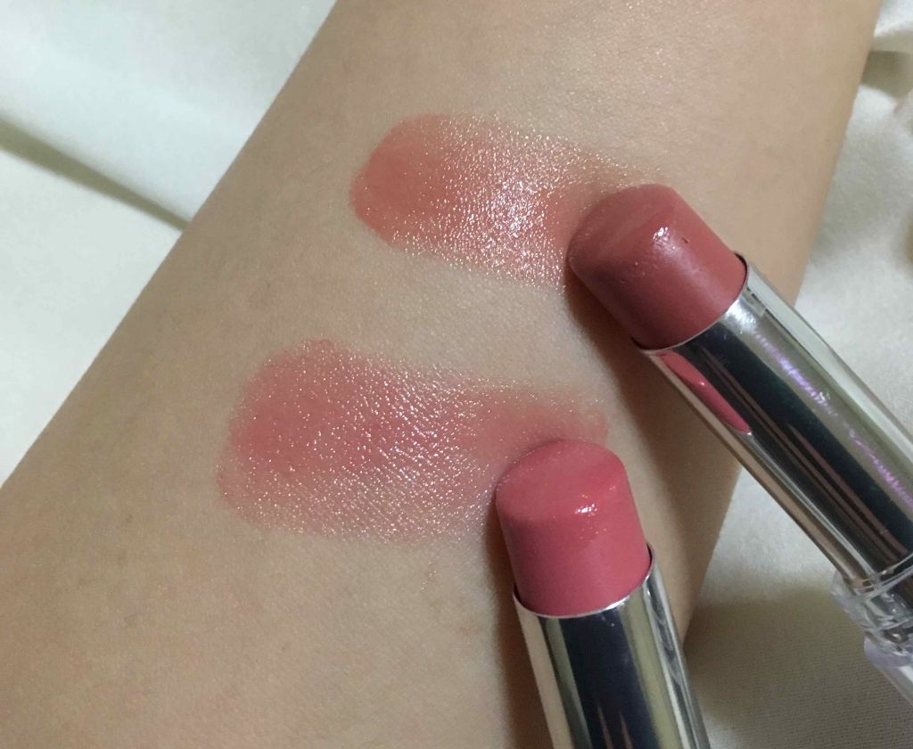 ラスティンググロスリップ/CEZANNE/口紅を使ったクチコミ（2枚目）