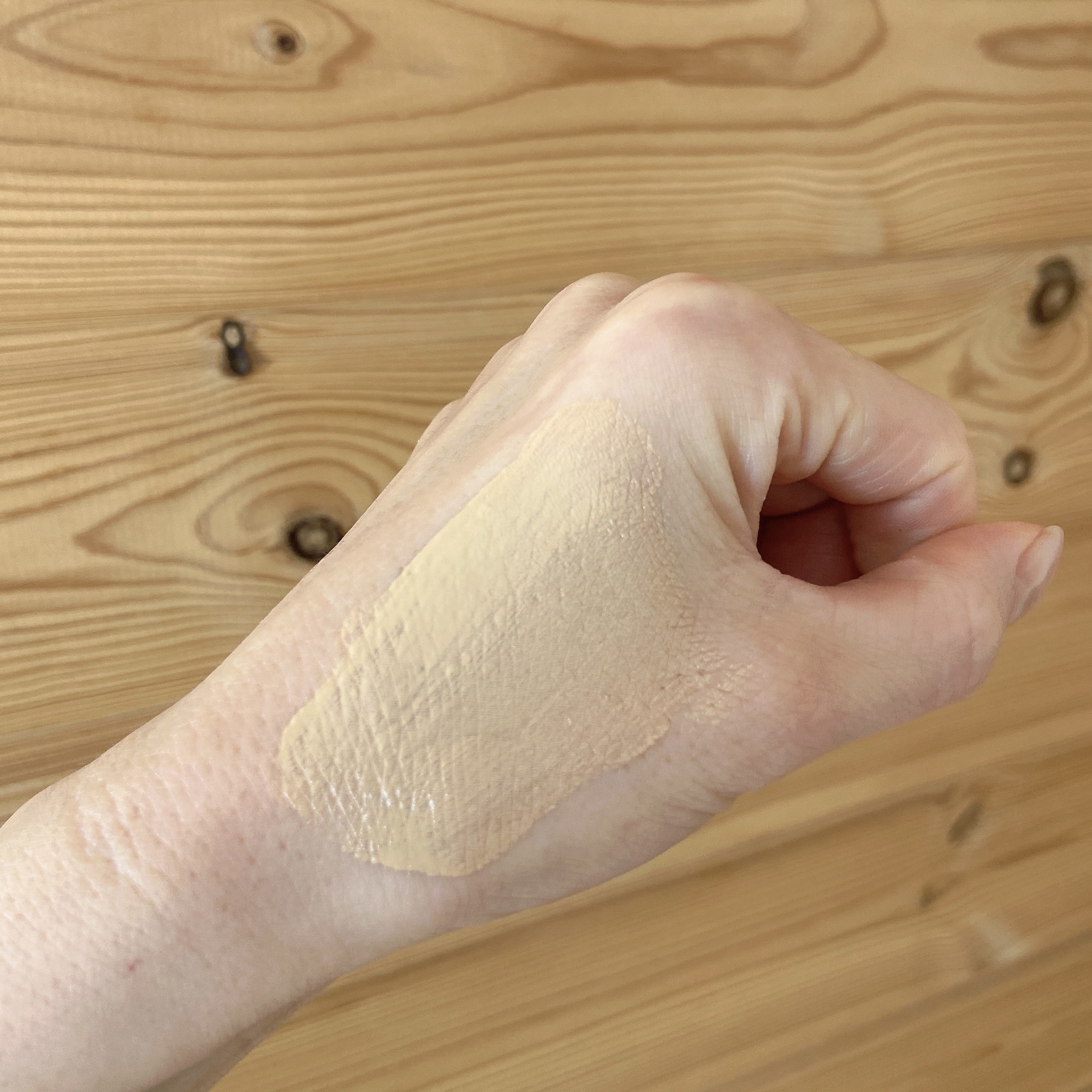 サンシェルター　マルチ プロテクション　トーンアップＣＣ 02ベージュ/DECORTÉ/化粧下地を使ったクチコミ（3枚目）