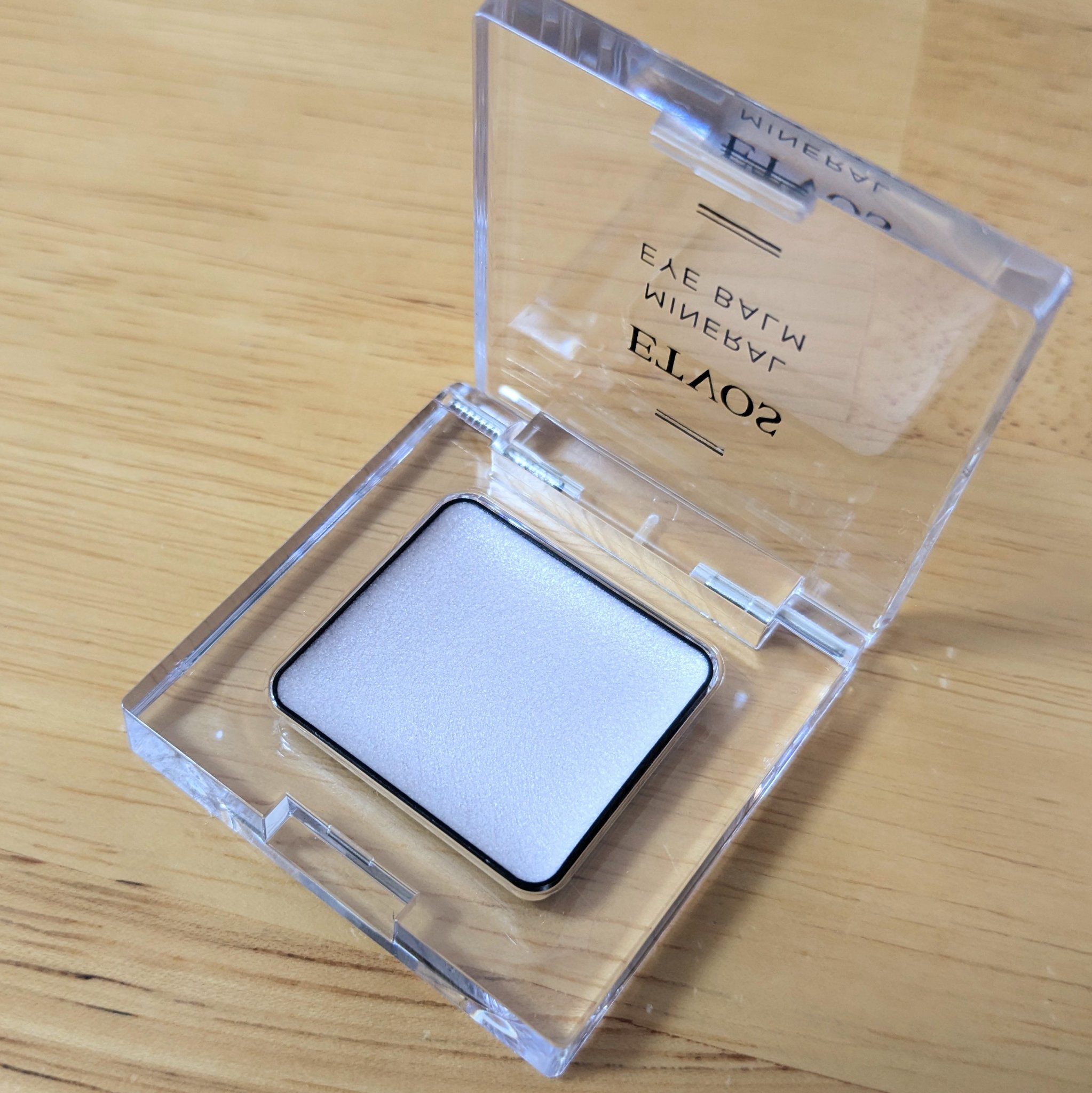 ミネラルアイバームⅡ/エトヴォス/ジェル・クリームアイシャドウを使ったクチコミ（1枚目）