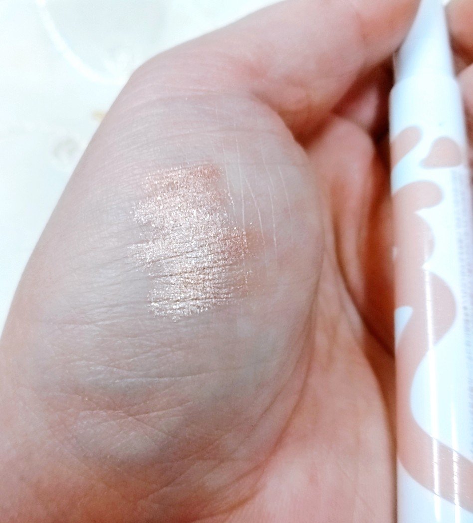 アイムスティックシャドウシマー 003 ピンクチャーム/i’m meme/スティックアイシャドウを使ったクチコミ（2枚目）