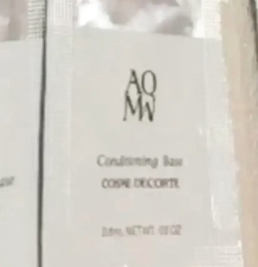 DECORTÉ AQ MW コンディショニング ベースのクチコミ「DECORTÉ
AQMW コンディショニング ベース
SPF25・PA++

ワントーン明るい.....」（1枚目）