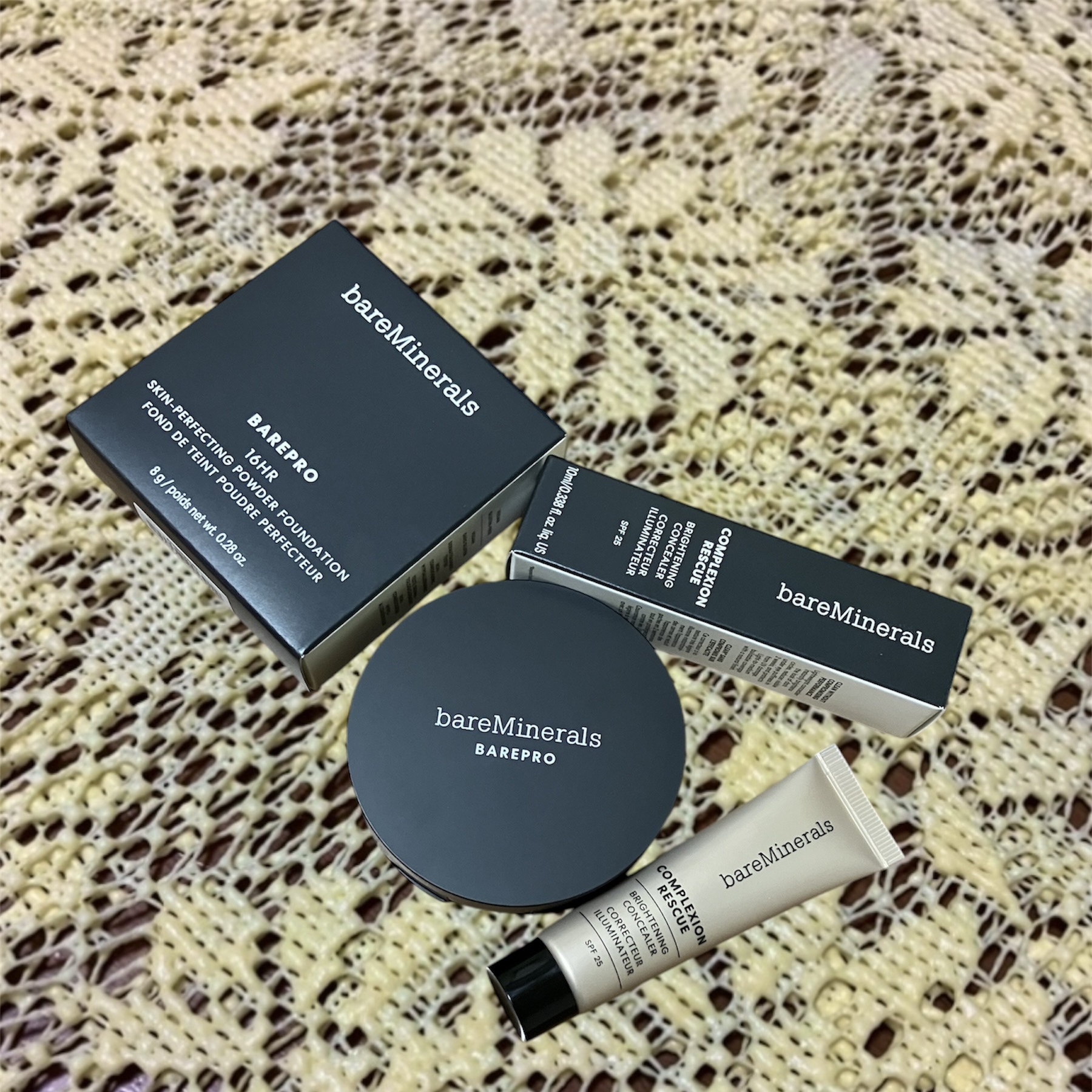 CR アイカバー ジェル SPF25 /bareMinerals/日焼け止めジェルを使ったクチコミ（1枚目）