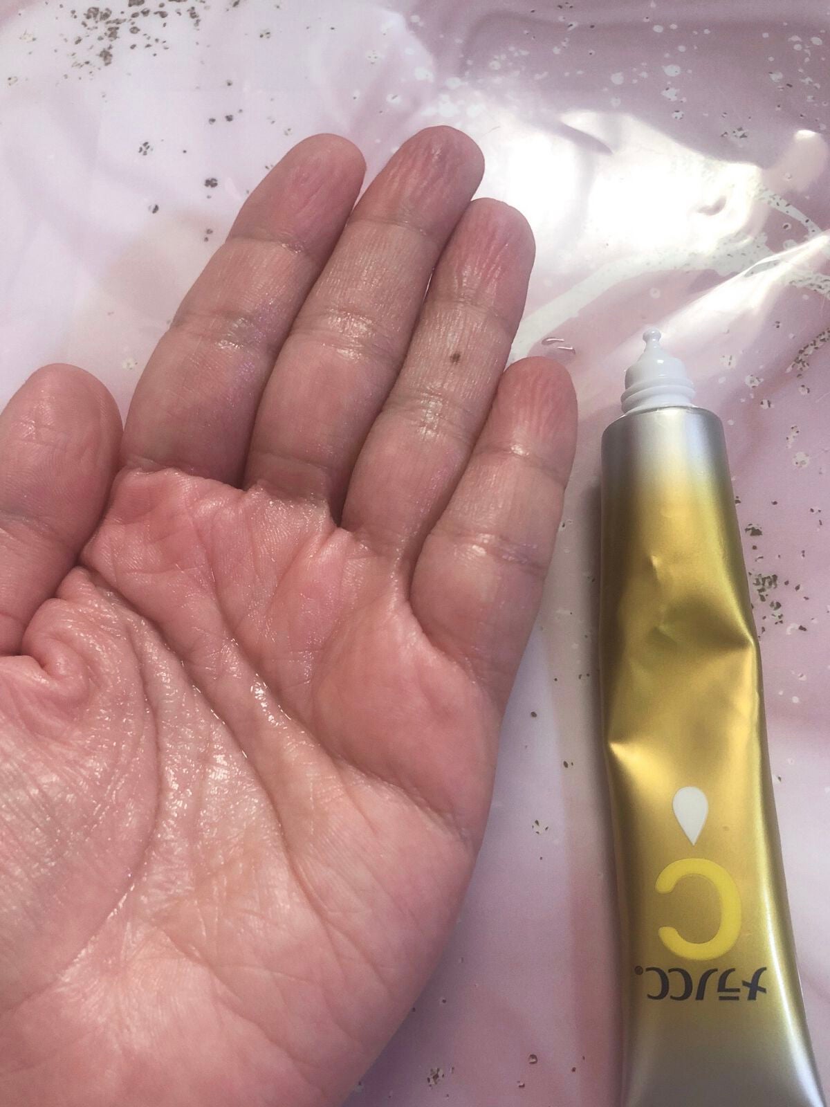 薬用しみ集中対策 プレミアム美容液/メラノCC/美容液を使ったクチコミ(2枚目)