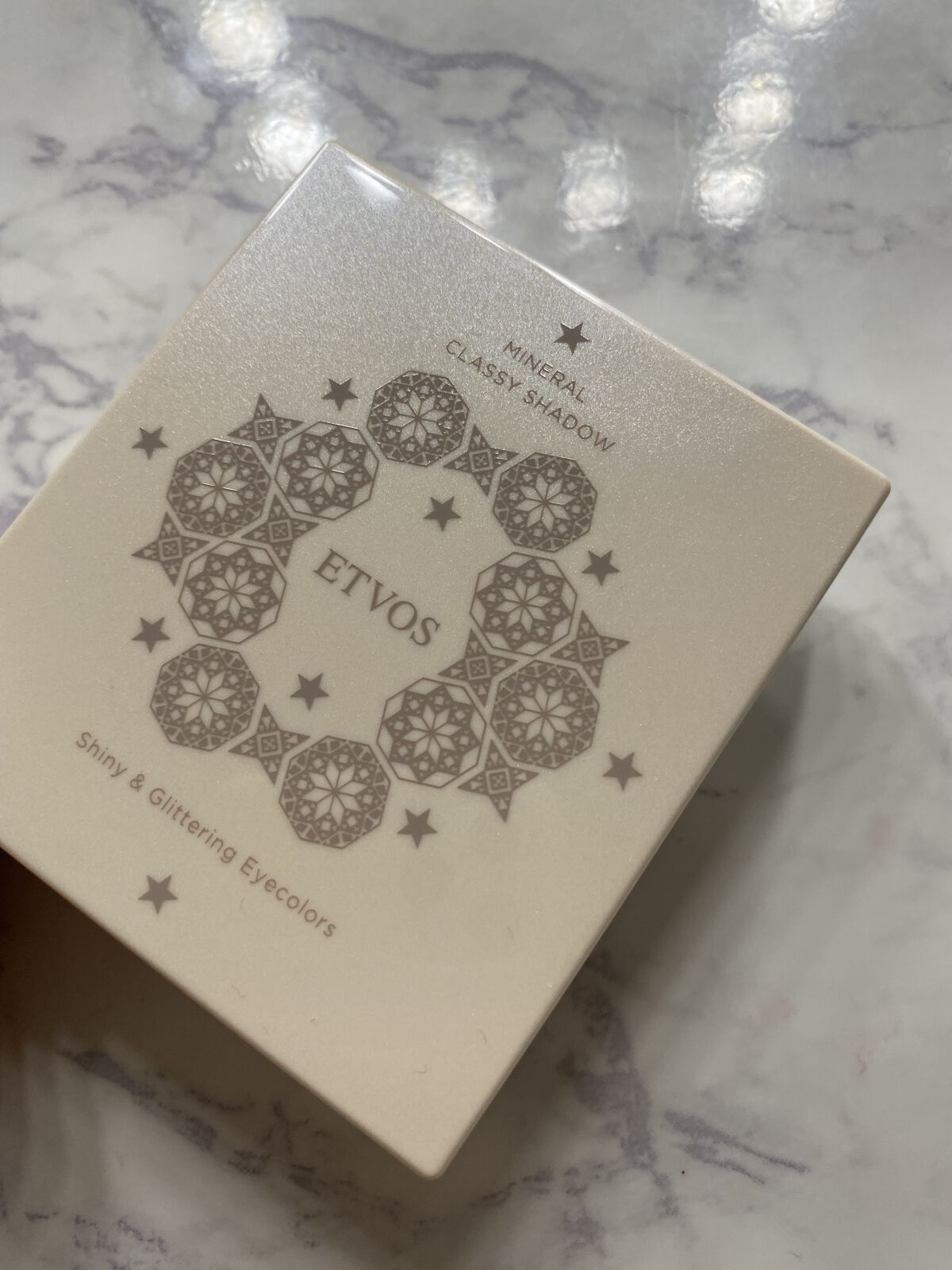 ミネラルクラッシィシャドー2022CF ビタークチュール/エトヴォス/アイシャドウパレットを使ったクチコミ（3枚目）