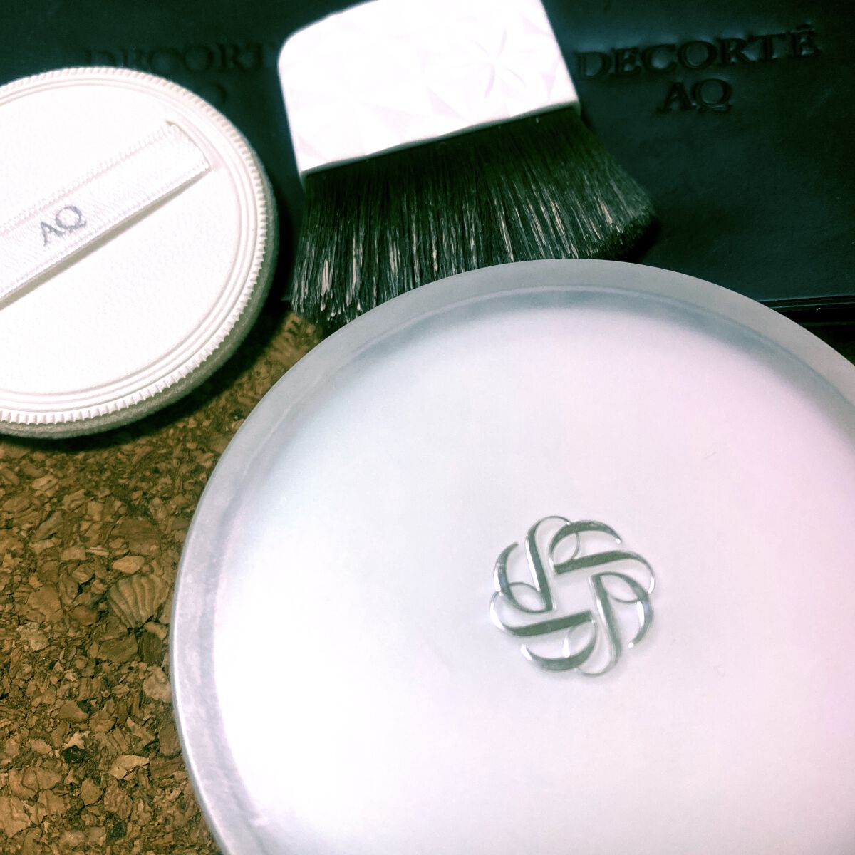 ＡＱ　オーラ リフレクター/DECORTÉ/プレストパウダーを使ったクチコミ（1枚目）