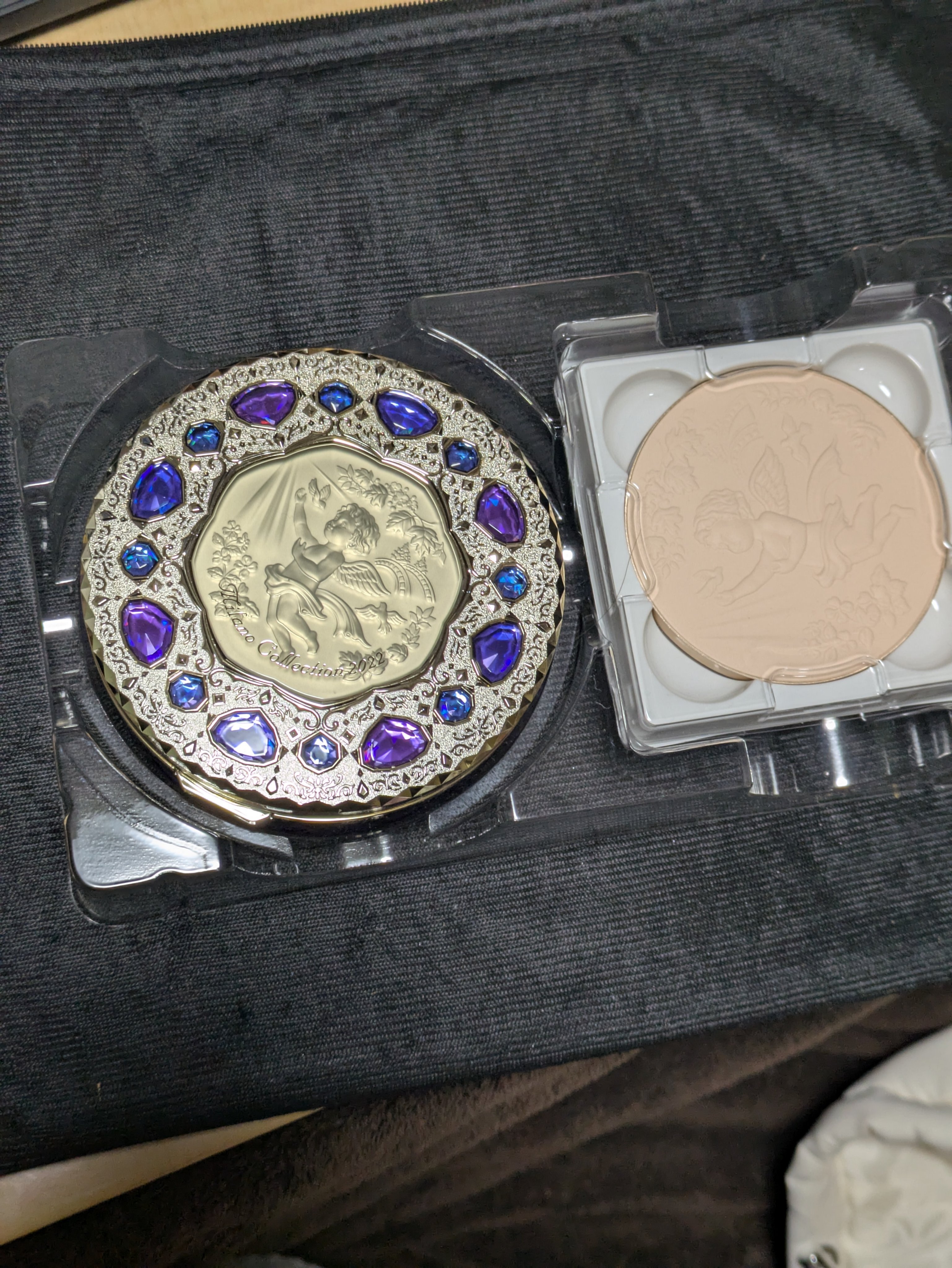 フェースアップパウダー ２０２２/ミラノコレクション/プレストパウダーを使ったクチコミ（3枚目）