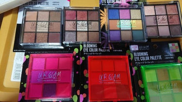 UR GLAM　BLOOMING EYE COLOR PALETTE/U R GLAM/アイシャドウパレットを使ったクチコミ（1枚目）