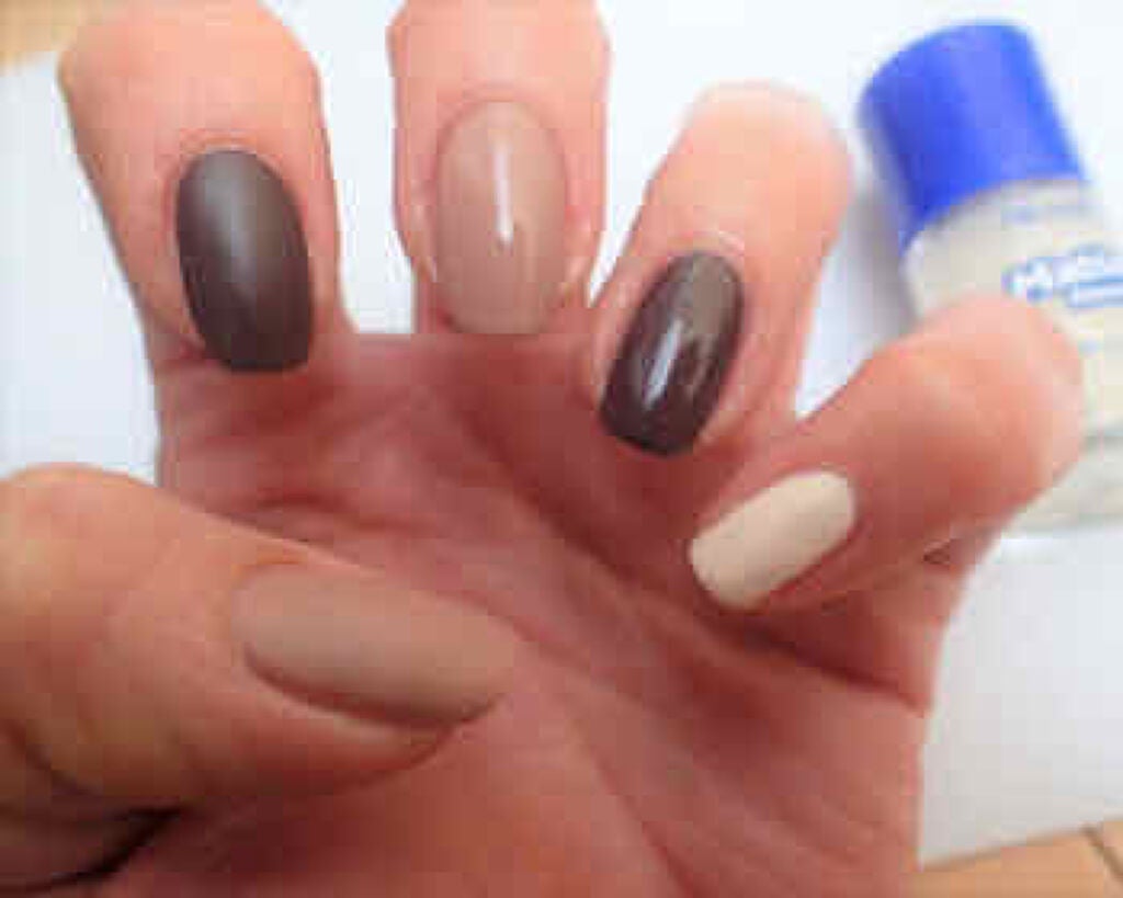 ウィンマックス ネイルケアシリーズ マットトップコート/DAISO/ネイルトップコートを使ったクチコミ(3枚目)