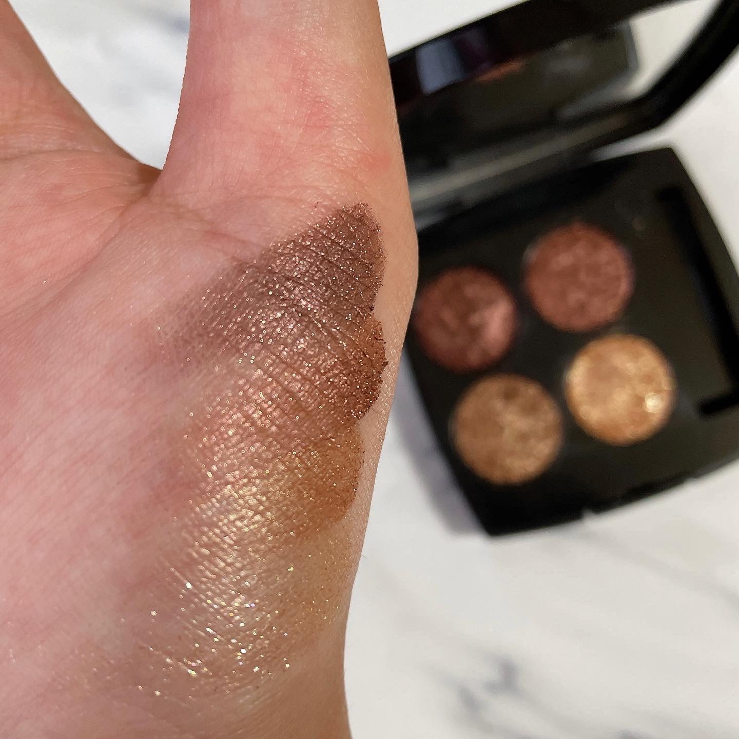 マニフィカトゥールレーブルｎ 103 Legend of Rouge (2023限定)/クレ・ド・ポー ボーテ/リップバームを使ったクチコミ（2枚目）