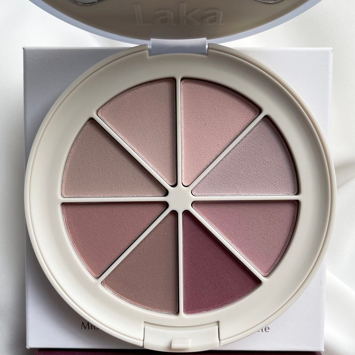 ミドルトーンアイシャドウコレクターパレット/Laka/アイシャドウパレットを使ったクチコミ(2枚目)