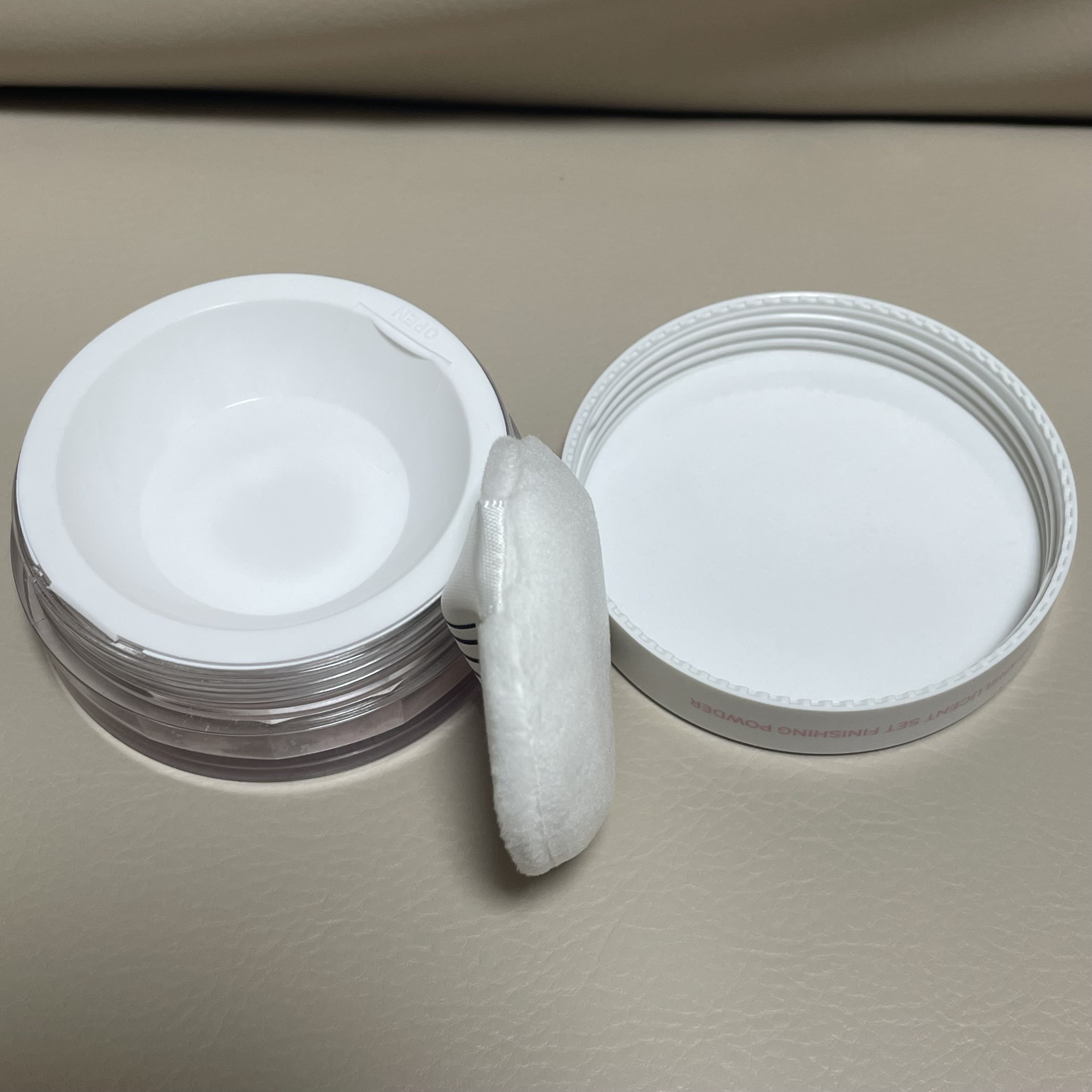 トランスルーセントセットフィニッシングパウダー/TFIT/ルースパウダーを使ったクチコミ（3枚目）