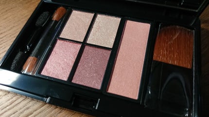 クリスマスコフレ2019/エトヴォス/メイクアップキットを使ったクチコミ(2枚目)