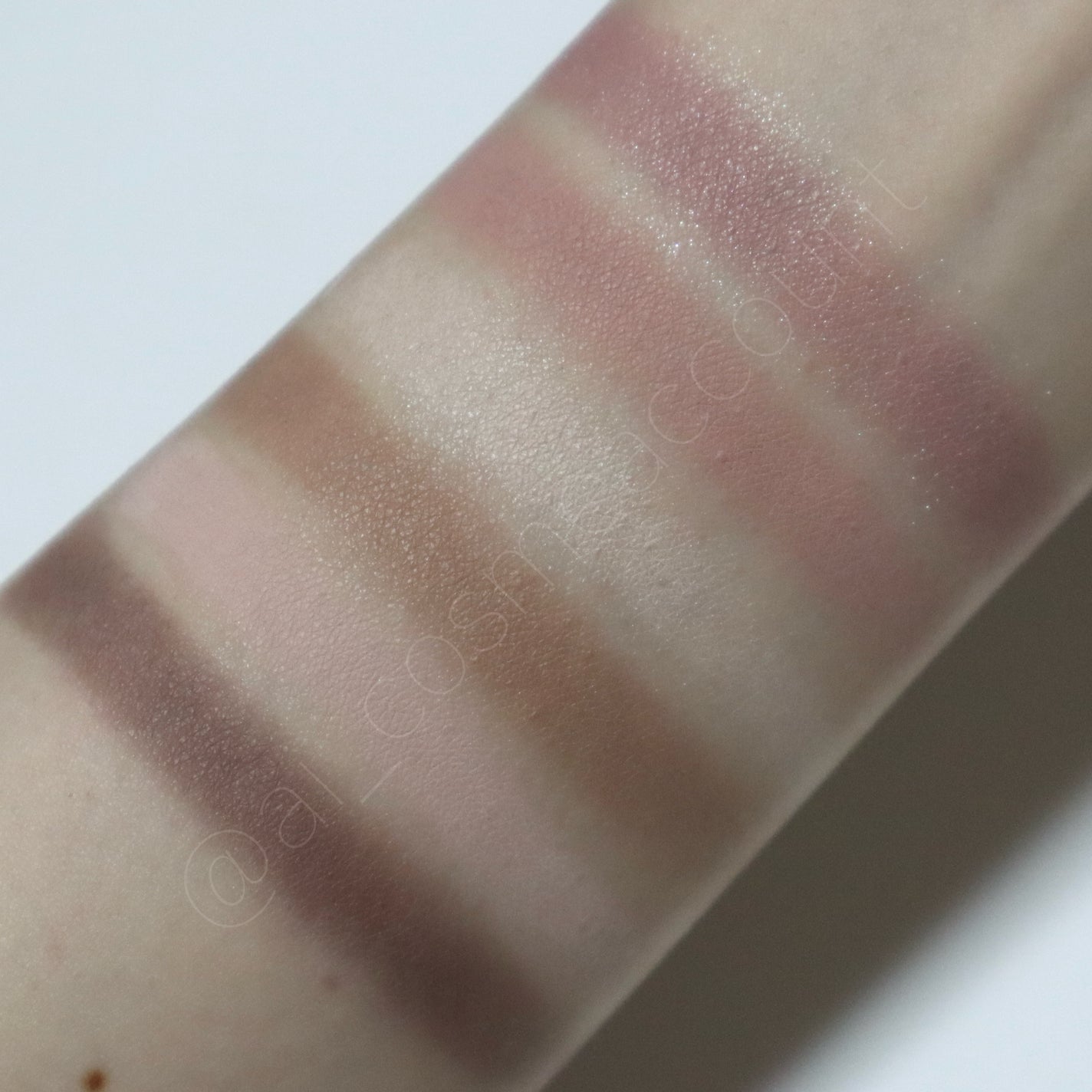 プロ アイ パレット エアー/CLIO/アイシャドウパレットを使ったクチコミ(4枚目)