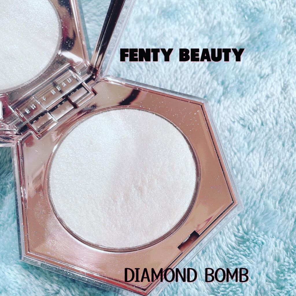 DIAMOND BOMB/FENTY BEAUTY BY RIHANNA/パウダーハイライトを使ったクチコミ（1枚目）