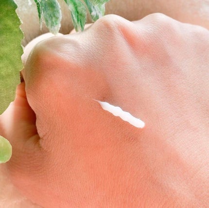 プラセホワイター 薬用美白アイクリーム/明色/アイケア・アイクリームを使ったクチコミ(3枚目)