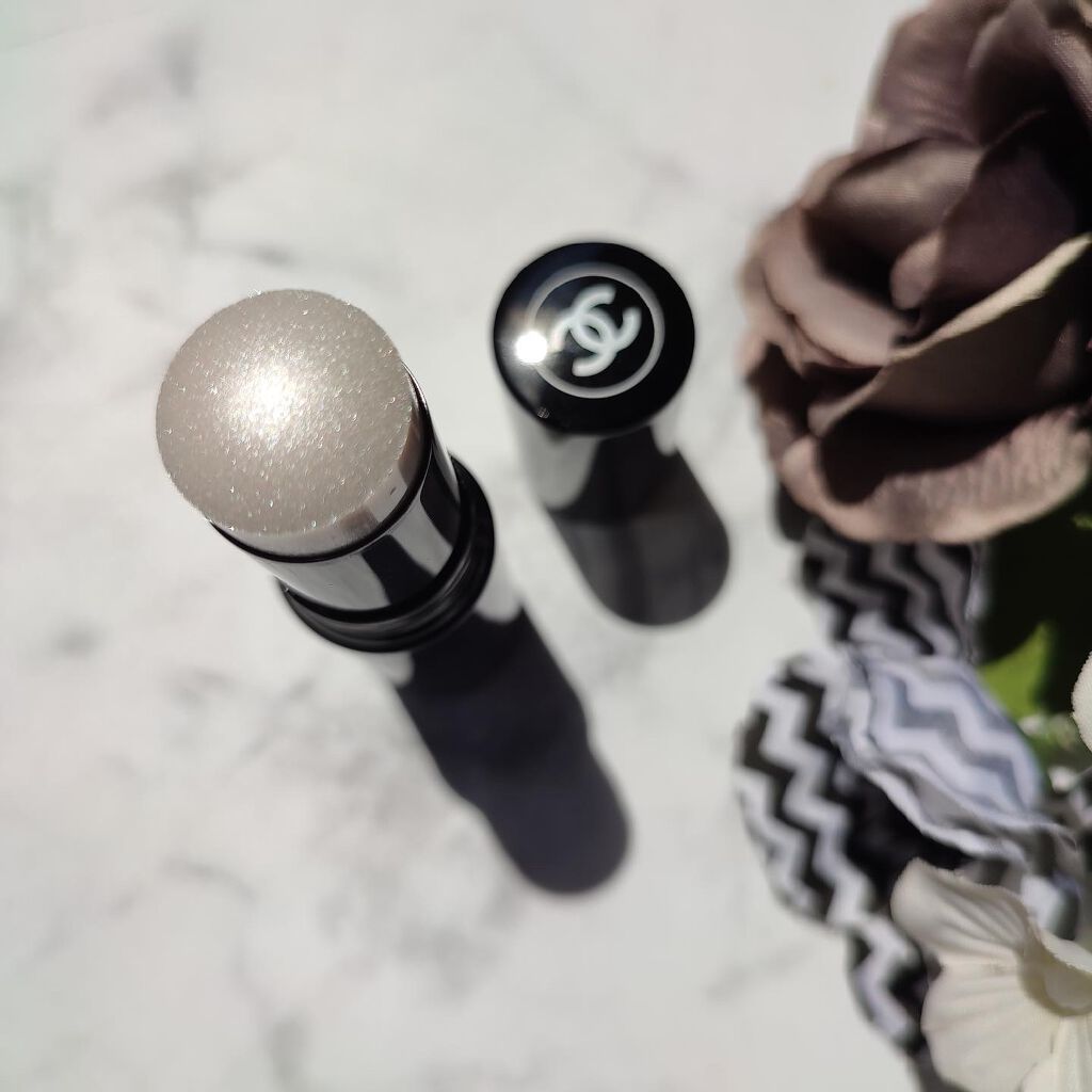 ボーム エサンシエル ペルルセント/CHANEL/スティックハイライトを使ったクチコミ（2枚目）