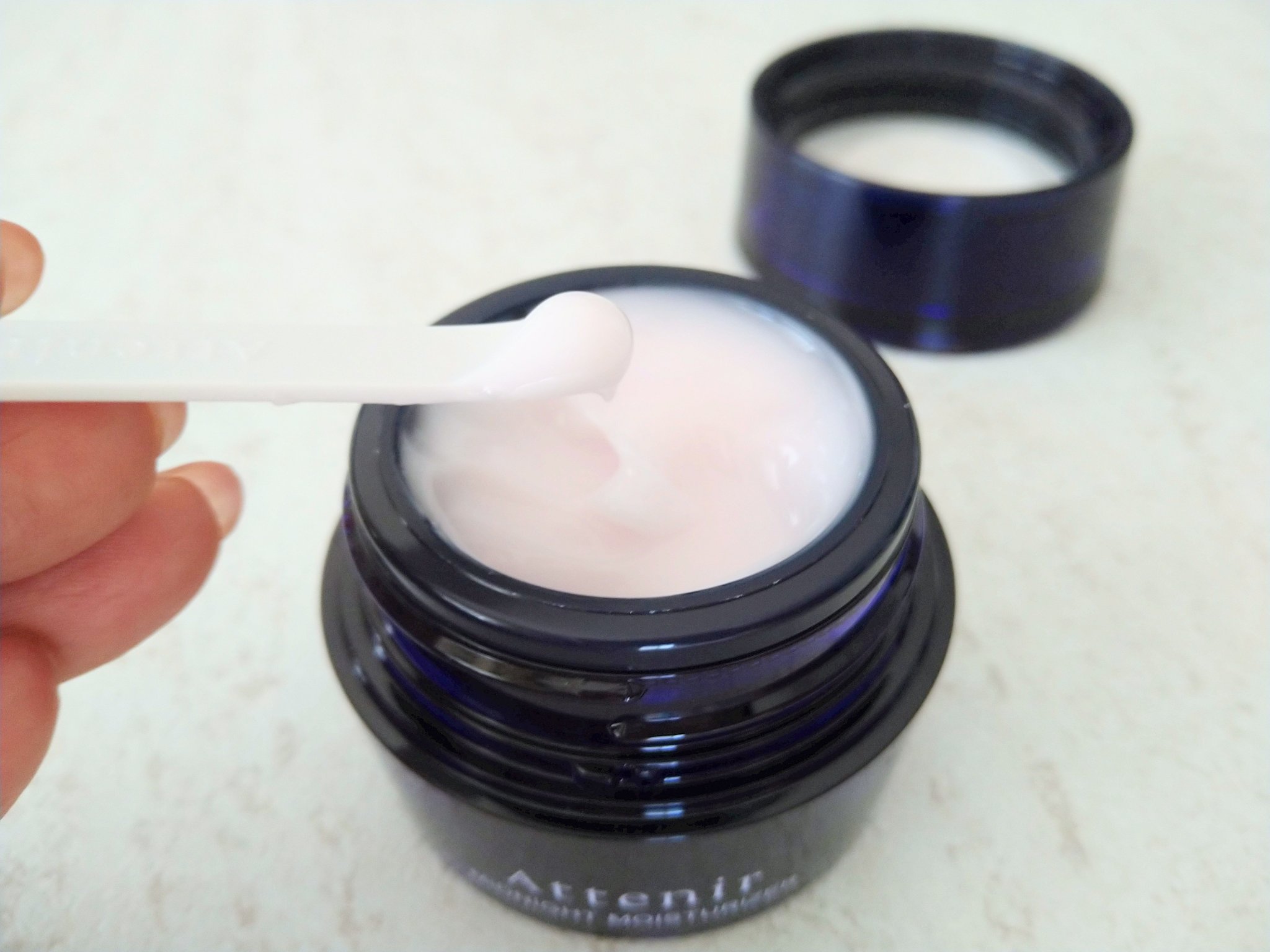 アテニア ミッドナイトモイスチャライザー/アテニア/フェイスクリームを使ったクチコミ（3枚目）