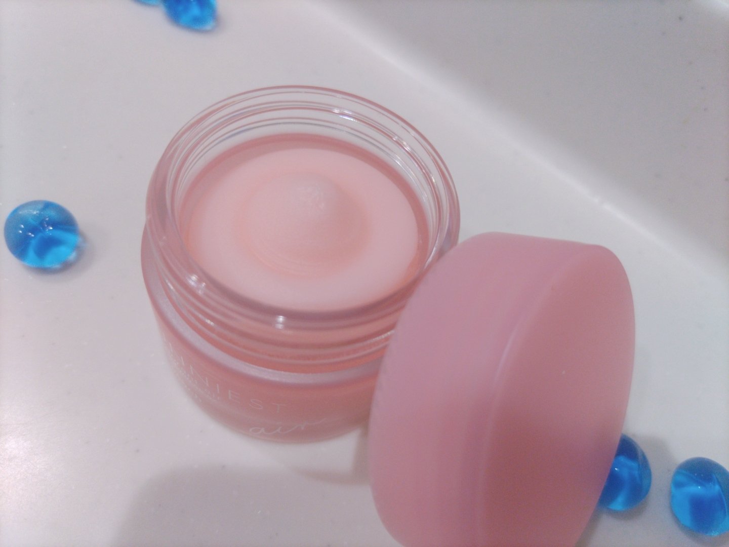 サニエスト デオドラントエアー ピーチの香り (Peach)/SUNNIEST/デオドラント・制汗剤を使ったクチコミ（3枚目）