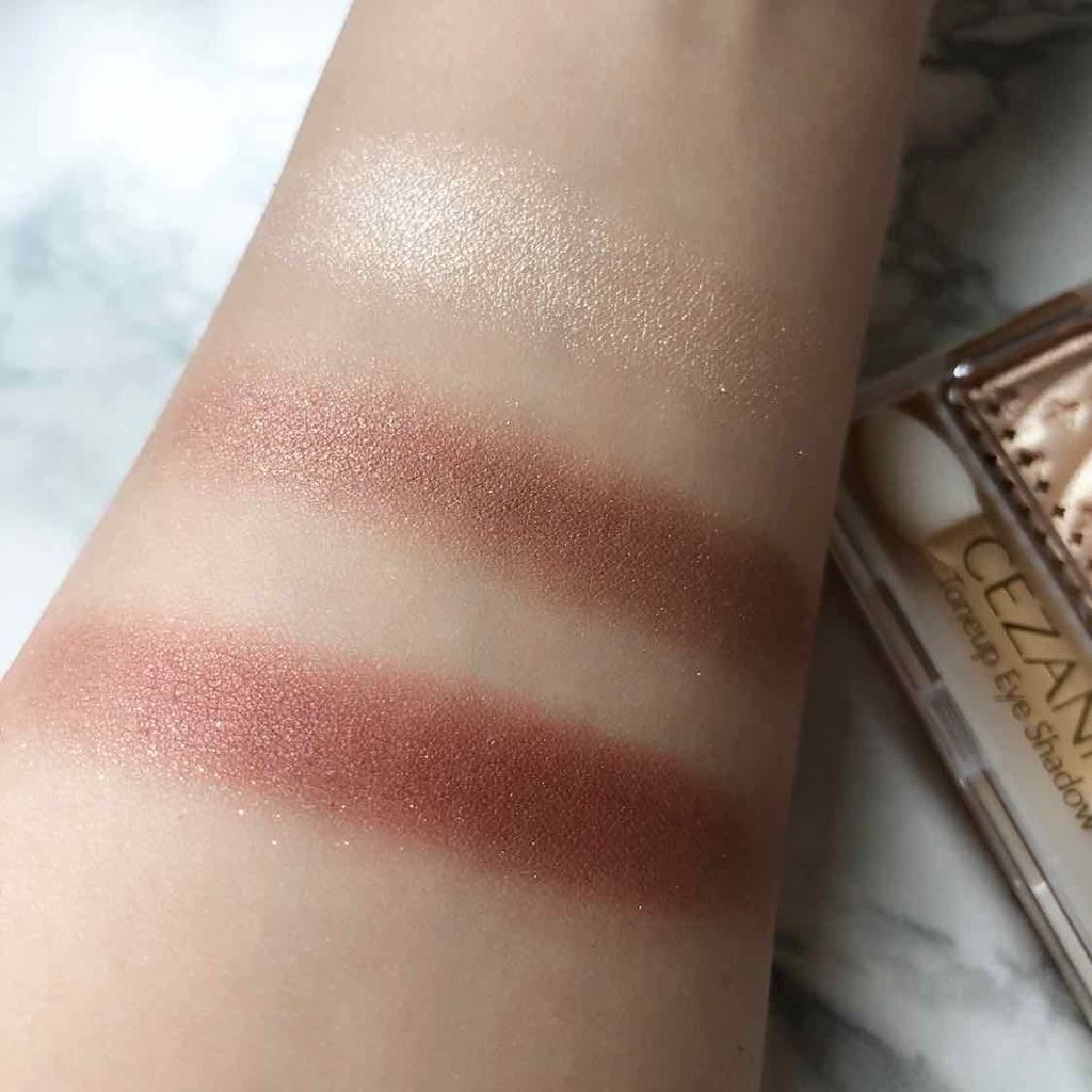 トーンアップアイシャドウ/CEZANNE/アイシャドウパレットを使ったクチコミ(2枚目)