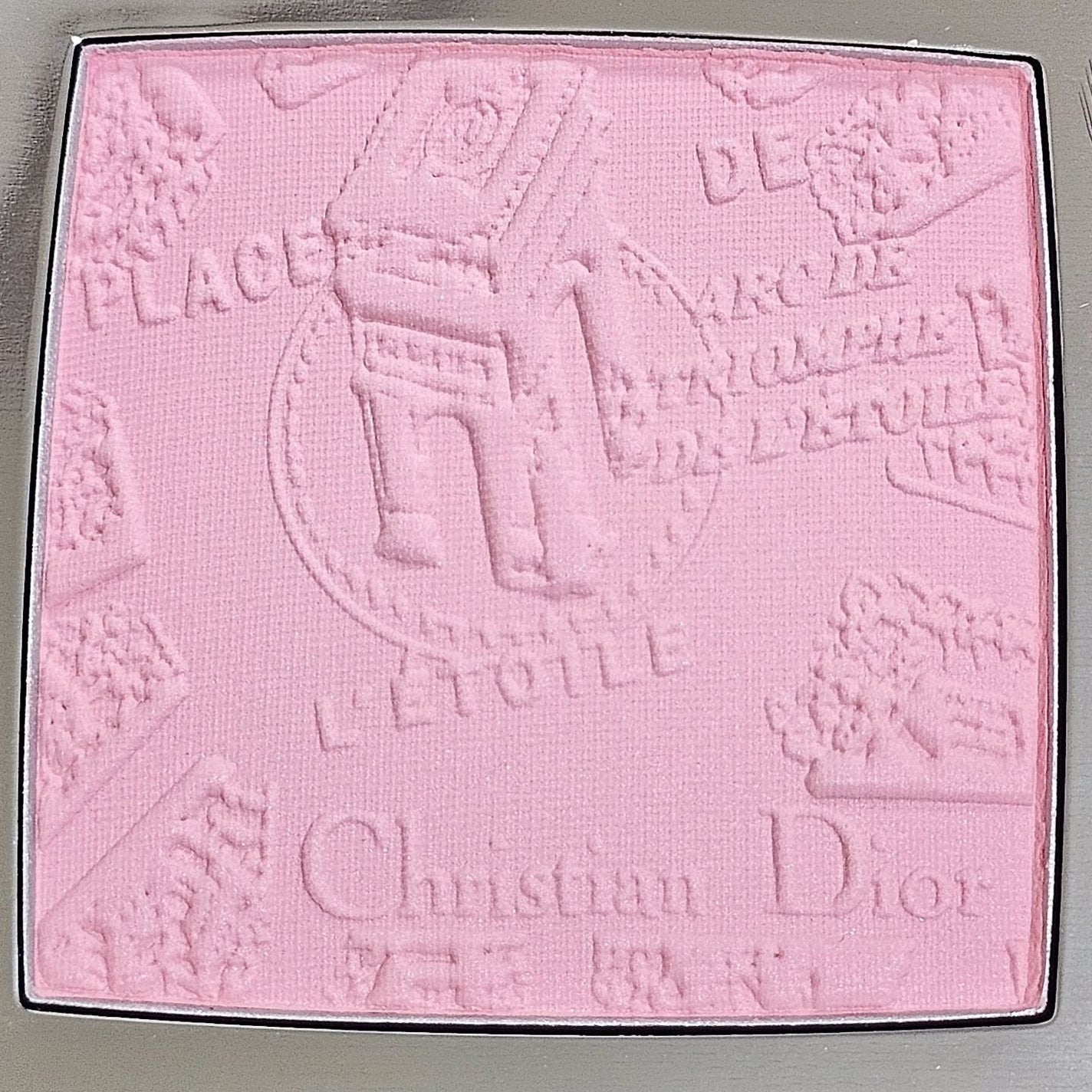ディオールスキン ルージュブラッシュ Dior パウダーチーク ピンク 限定パウダーチーク】ディオールスキン ルージュ ブラッシュ