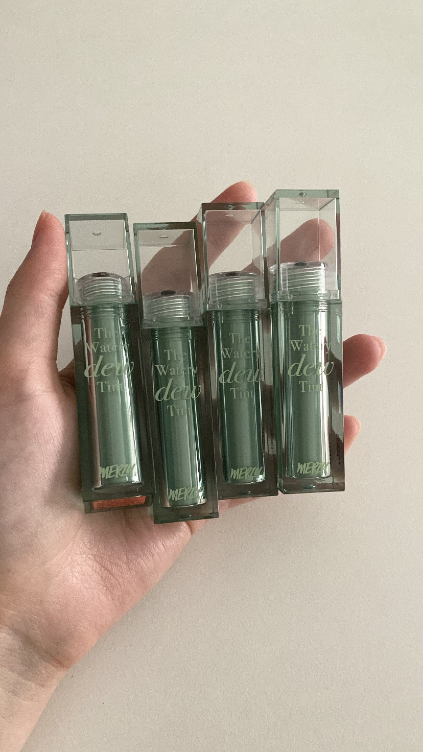 ザ ウォータリー デュー ティント シーズン3/MERZY/リップティントを使ったクチコミ（1枚目）