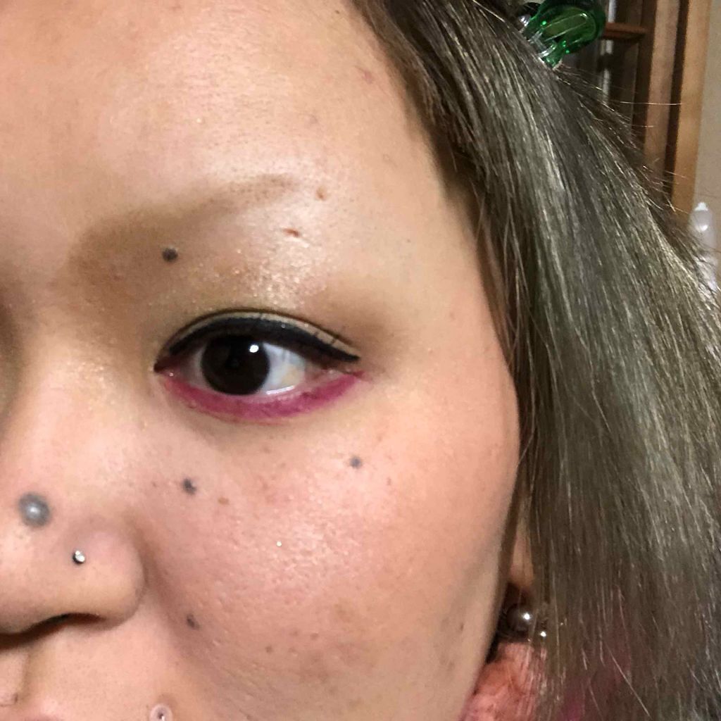 エルファー シャインカラーアイズ/DAISO/アイシャドウパレットを使ったクチコミ（2枚目）