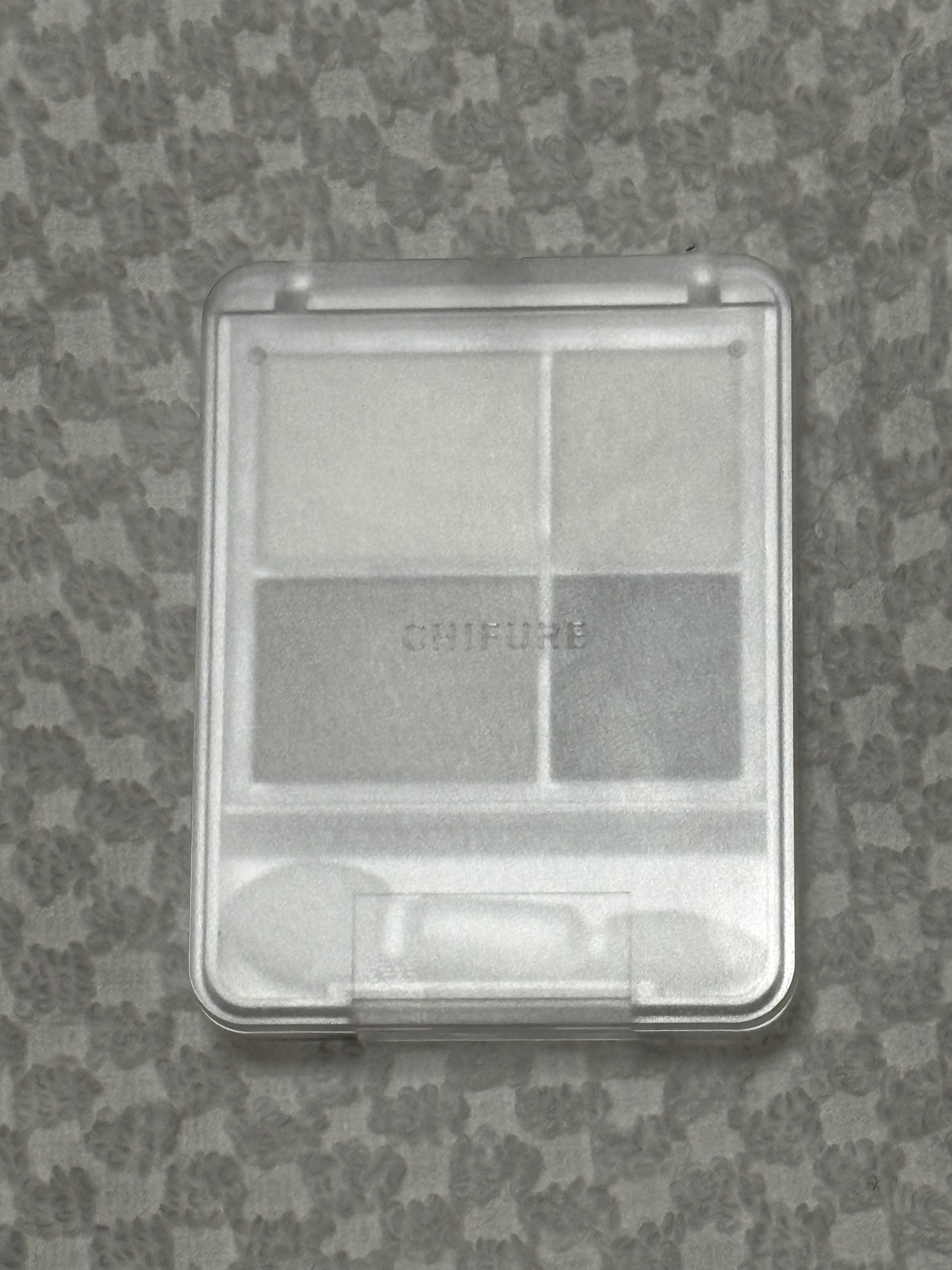 グラデーション アイシャドウ 06 グレー/ちふれ/アイシャドウパレットを使ったクチコミ（1枚目）