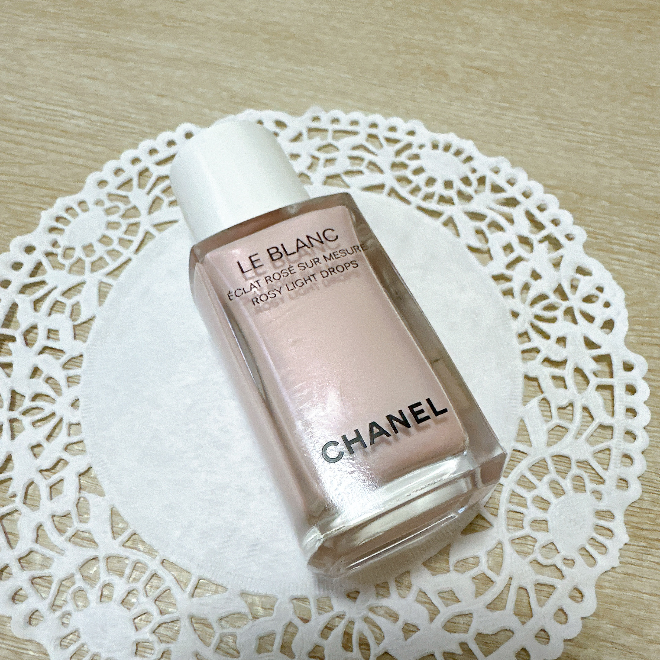 ル ブラン ロージー ドロップス/CHANEL/リキッドハイライトを使ったクチコミ（2枚目）