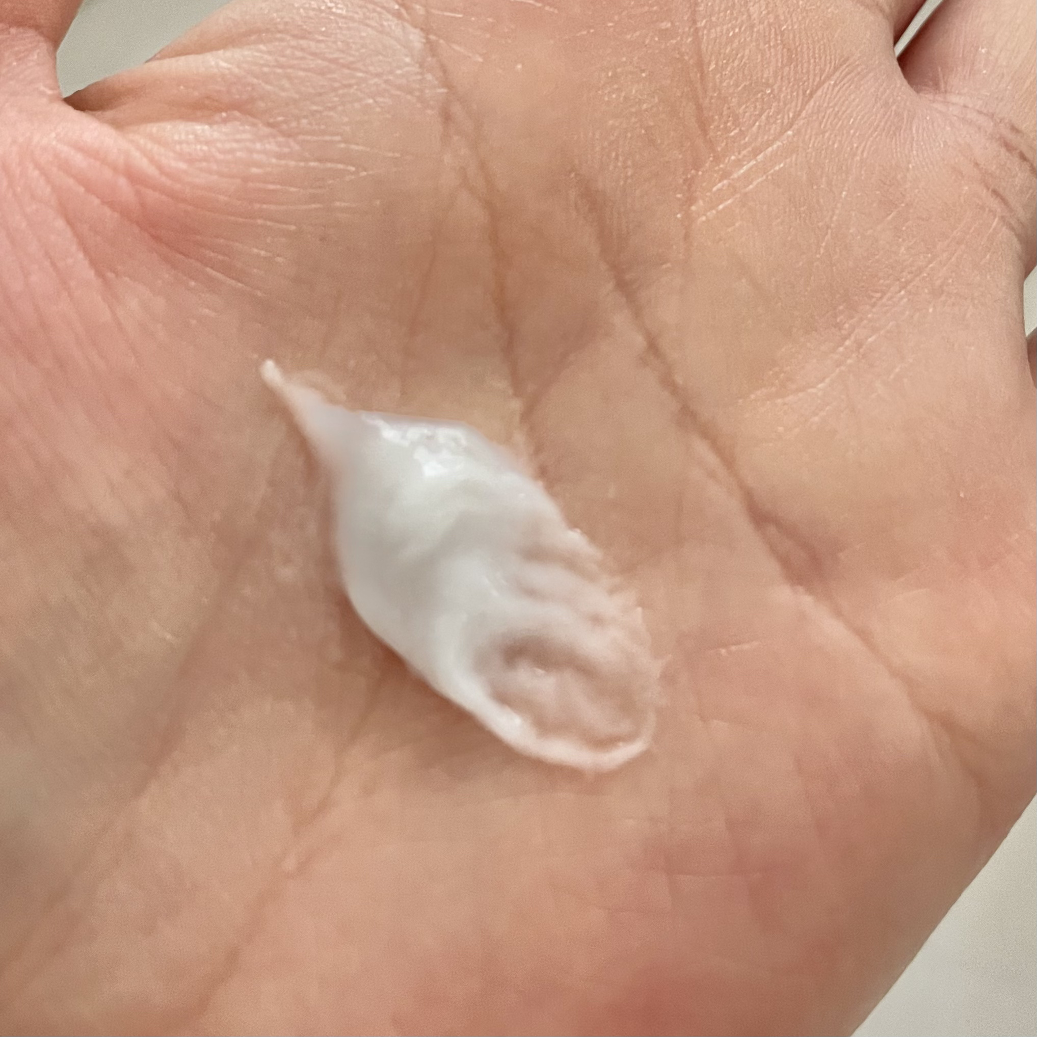 パフュームヘアパックインミスト Pink Breeze/Daleaf/アウトバストリートメントを使ったクチコミ（2枚目）