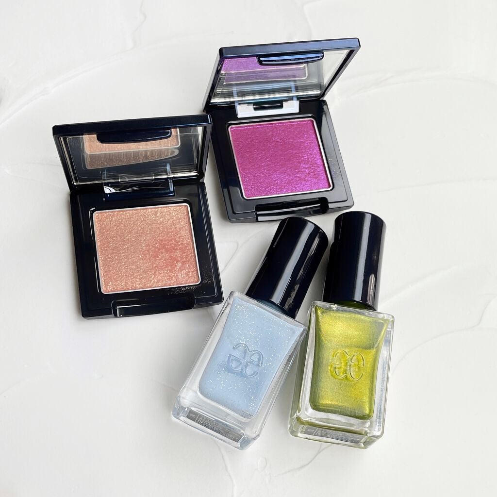 ラズル アイカラー/エレガンス ラズル /単色アイシャドウを使ったクチコミ(1枚目)