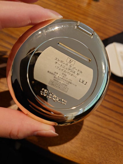 ラ プードル オートニュアンス/Elégance/プレストパウダーを使ったクチコミ(4枚目)