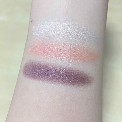 トーンアップアイシャドウ/CEZANNE/アイシャドウパレットを使ったクチコミ(3枚目)