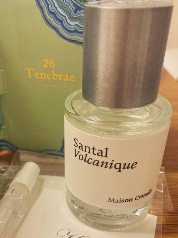 サンタル ヴォルカニック オードパルファム/Maison Crivelli/香水(その他)を使ったクチコミ(2枚目)