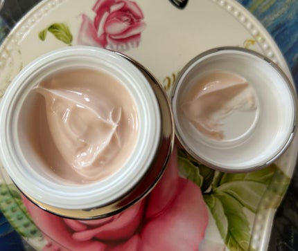 アプソリュ ソフトクリーム/LANCOME/フェイスクリームを使ったクチコミ(4枚目)