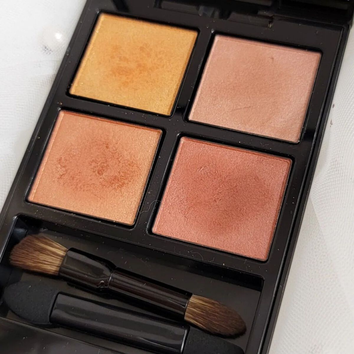 【新品】addiction アイシャドウ　カスタムパレット　ブラシ　7点セット 新品】addiction アイシャドウ カスタムパレット ブラシ 7点セット