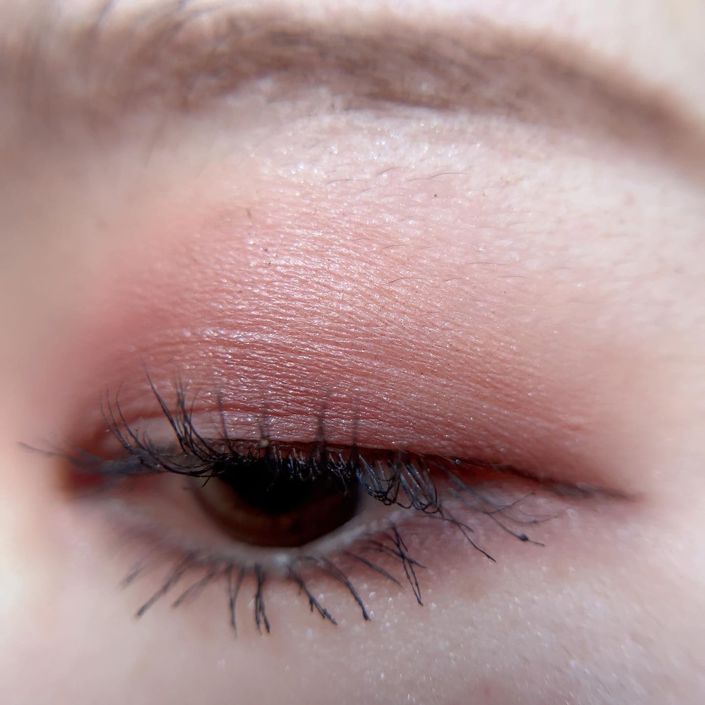 あゆみ on LIPS 「・\#todaysmake/・アイシャドウ☑#CHANELアン..」(4枚目)