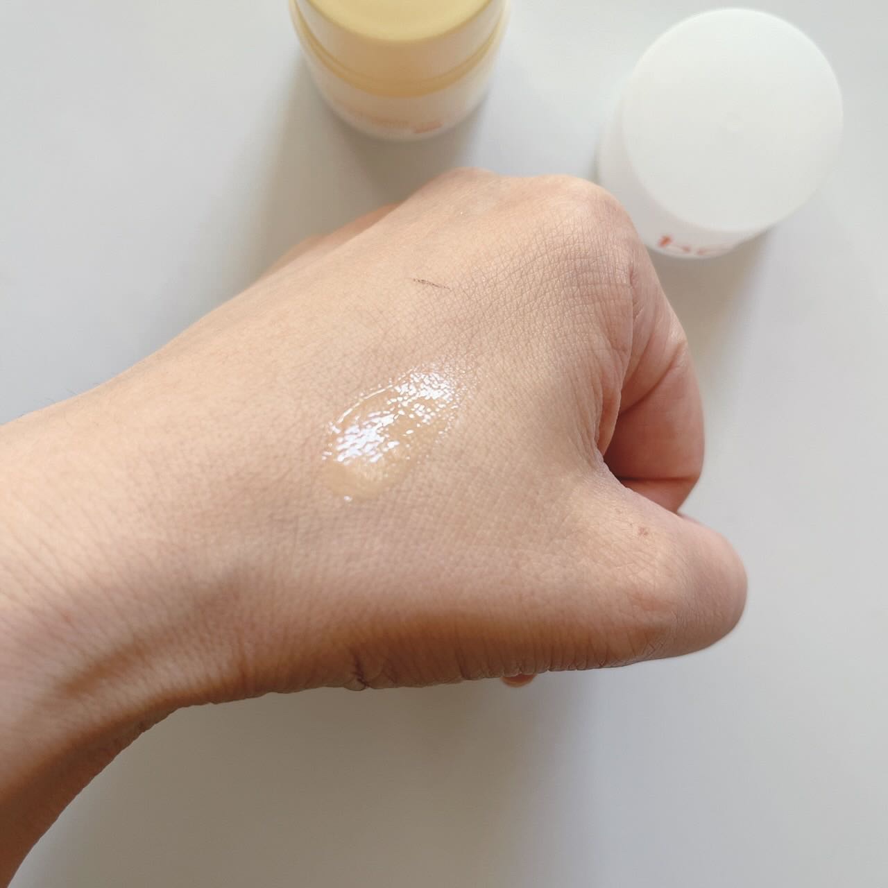 スーパーナイツ マルチ Ｖ リップセリン /belif/リップクリームを使ったクチコミ（3枚目）