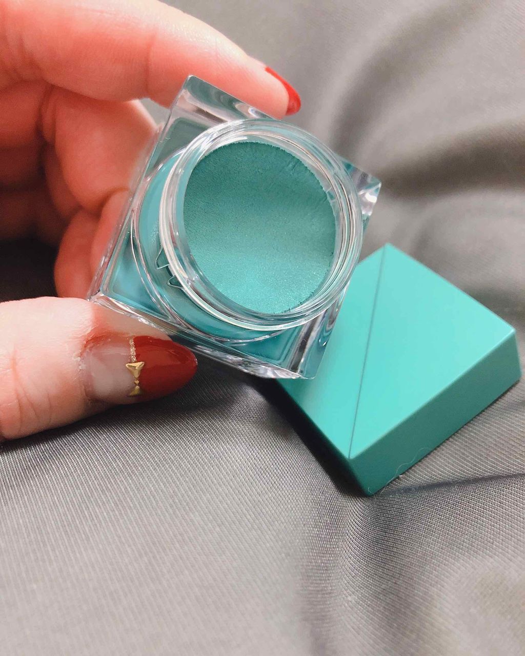 プレイフルカラー アイ&フェイス/コフレドール/単色アイシャドウを使ったクチコミ(1枚目)