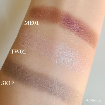 マルチカラーバリエーション メタリック ME01/チャコット・コスメティクス/単色アイシャドウの画像