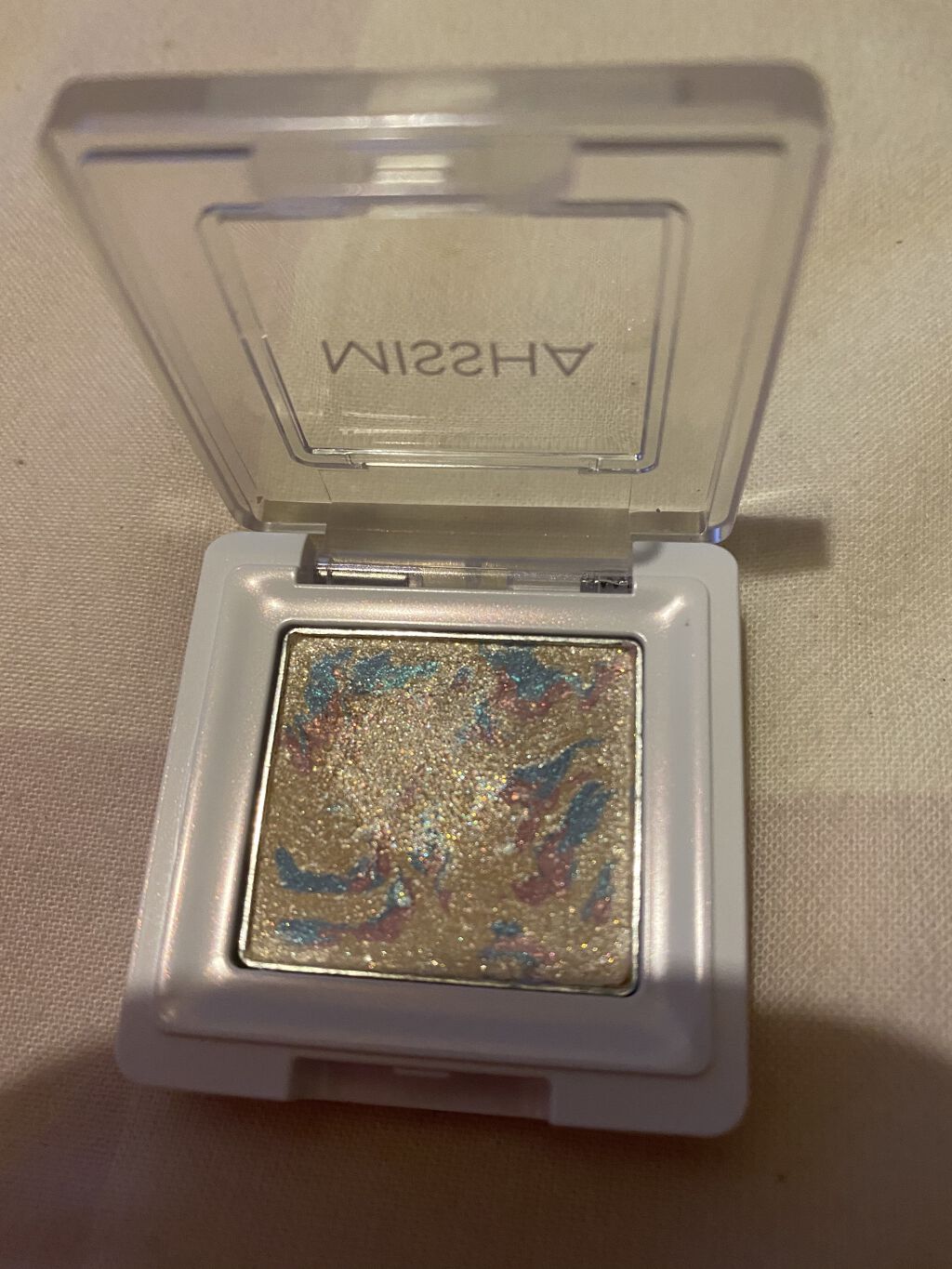 グリッタープリズム シャドウ マーブル/MISSHA/単色アイシャドウを使ったクチコミ（3枚目）