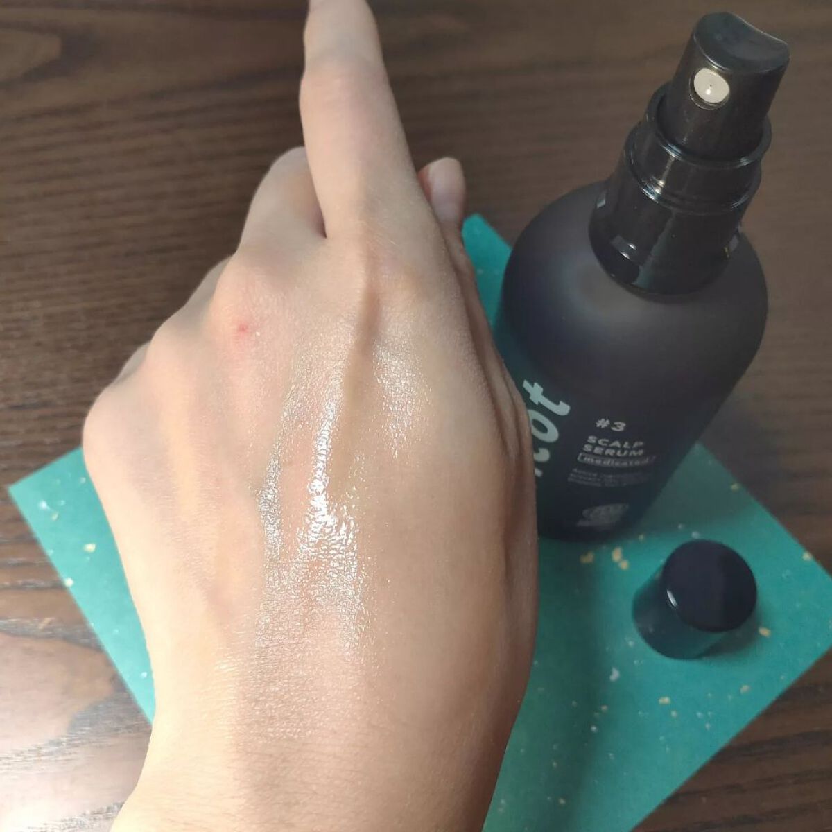 薬用スカルプセラム/wicot/頭皮ローションを使ったクチコミ（3枚目）