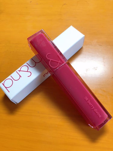 【評価★4.9？！】rom&nd　デュイフル ウォーターティント　08berry divine

LIPSの評価が良すぎる（件数も多いのに評価もほぼマックス）ので、気になって購入！！

結論:  評価の