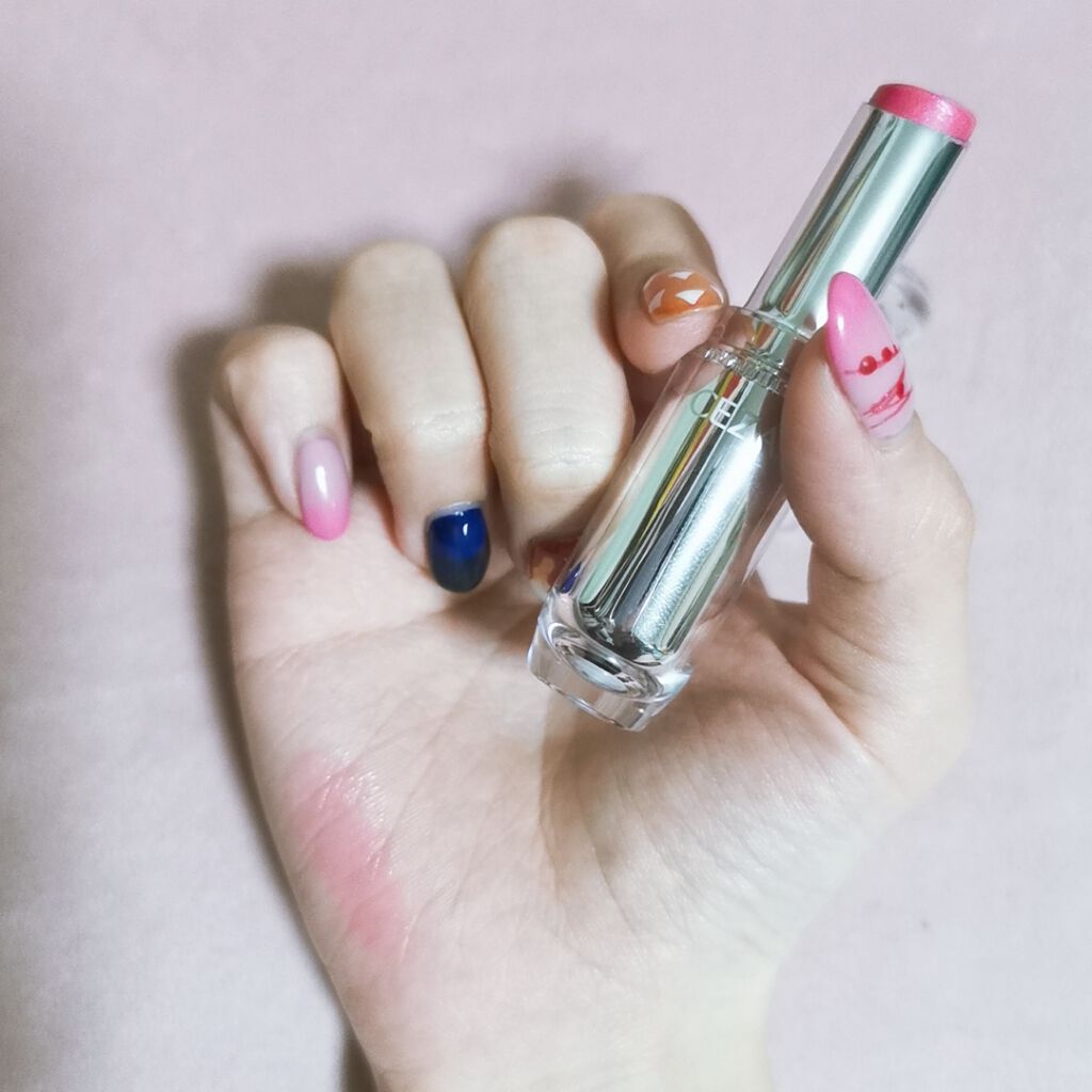 ラスティンググロスリップ/CEZANNE/口紅を使ったクチコミ(3枚目)