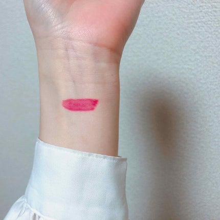 トーン ペタル エッセンス グロス/to/one/リップグロスを使ったクチコミ(2枚目)