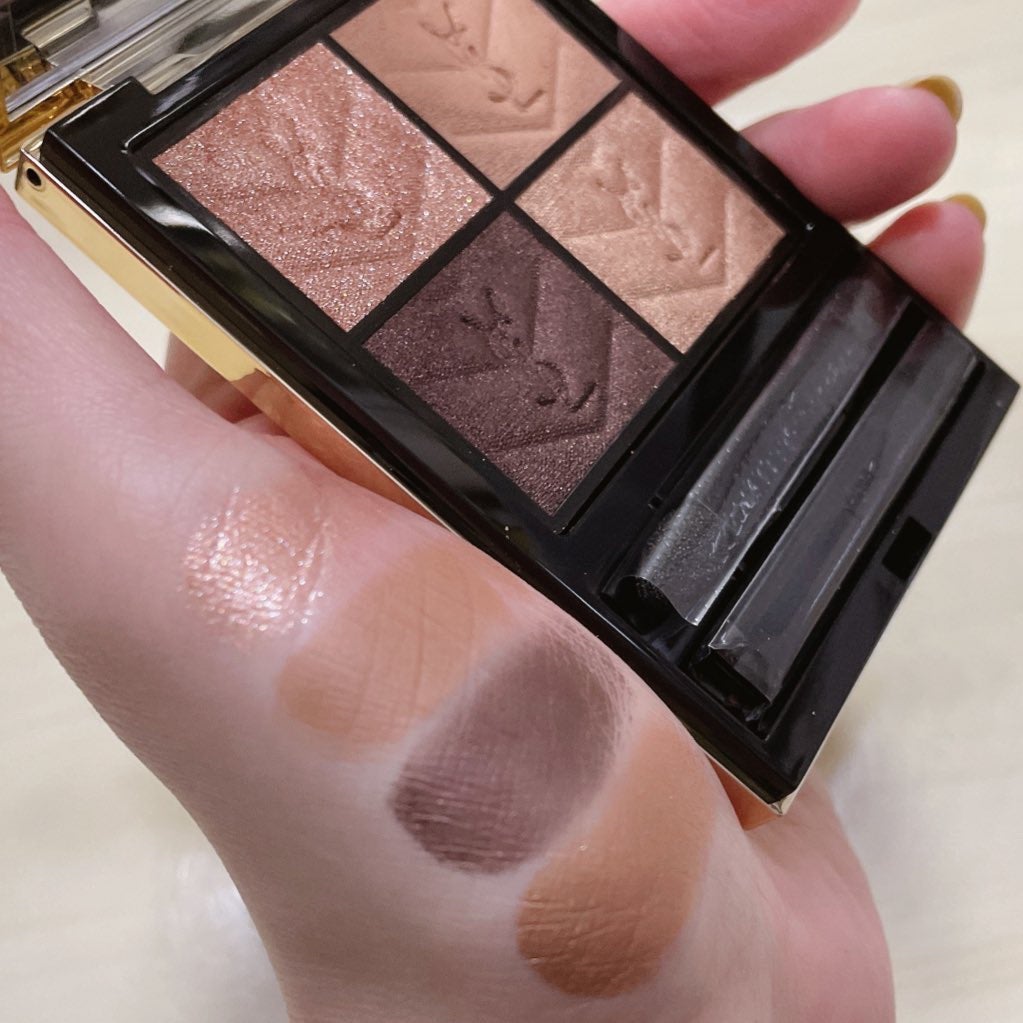 クチュール ミニ クラッチ/YVES SAINT LAURENT BEAUTE/アイシャドウパレットを使ったクチコミ(2枚目)